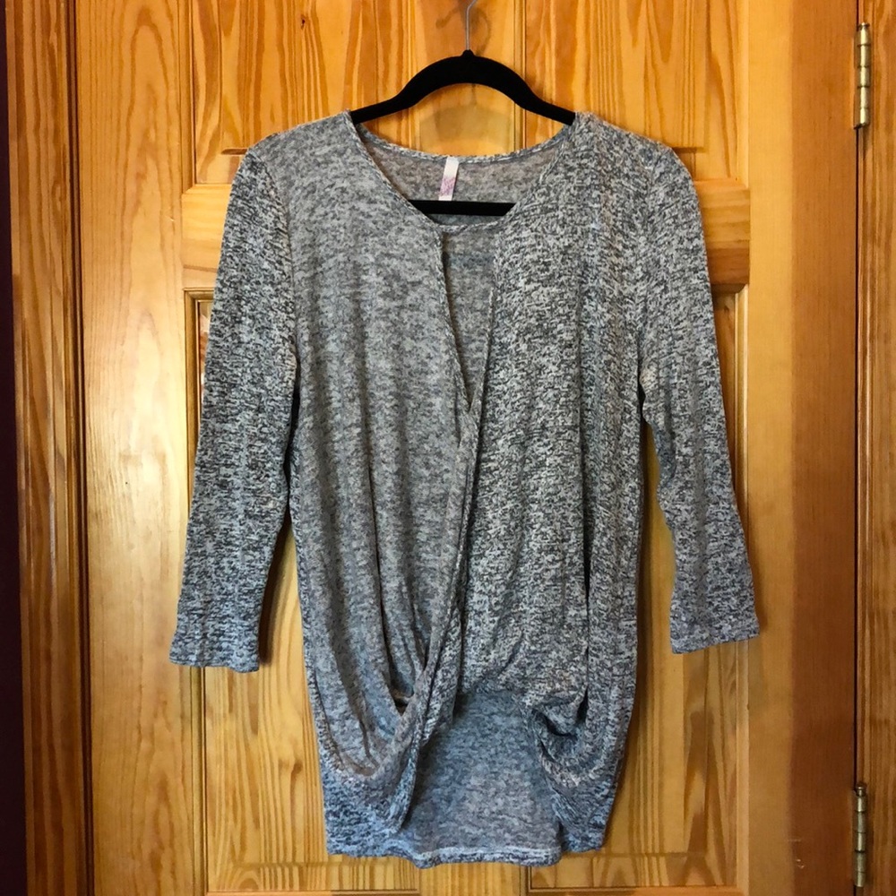 Grey Quarter-Sleeve Tunic/ Blouse